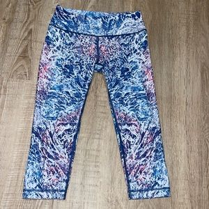 Wear It To Heart Cropped Leggings
